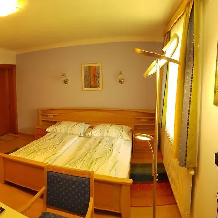 Konukevi Gastehaus Riegler Ragnitz